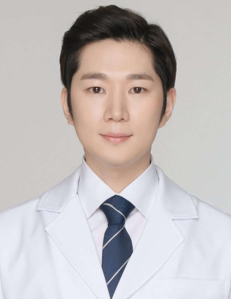 Jongjin Lee